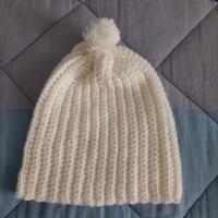 cappello lana totalmente fatto a mano