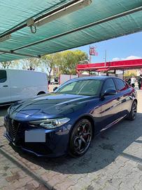 Alfa Romeo Giulia 2.2 turbo diesel 210cv