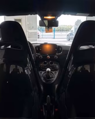 Sabelt in carbonio Abarth + cofano e paraurti