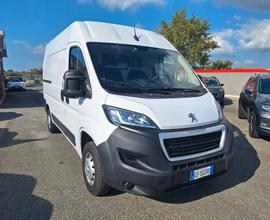 Peugeot Boxer 335 2.2 BlueHDi 140 S&S PC-TN Furgon