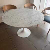 Tavolo Tulip H73 - Marmo bianco Carrara (d 120cm)