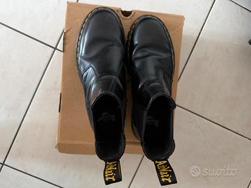Dr. Martens Rikard Chelsea Black. Taglia 43