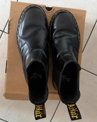 Dr. Martens Rikard Chelsea Black. Taglia 43