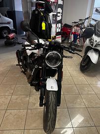 Husqvarna Svartpilen 401