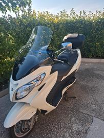 Suzuki Burgman 400