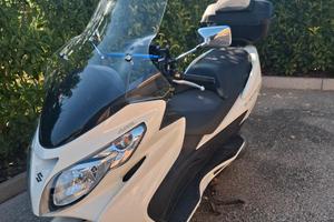 Suzuki Burgman 400