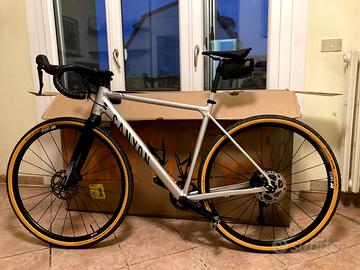 Canyon Grail 7 1by – Taglia M – 1.500€ (non tratta