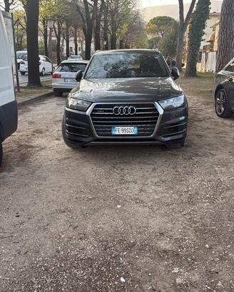 Audi q7 3.0 tfsi 333cv 7 posti