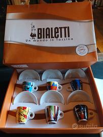 Set BIALETTI. "Un Mondo in Tazzina", in Porcellana
