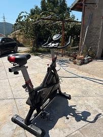 Bici per esercizi da casa