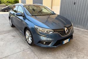 Renault Megane Mégane Sporter dCi 8V 110 CV EDC En