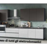 CUCINA COMPLETA DI TUTTI GLI ELETTRODOMESTICI