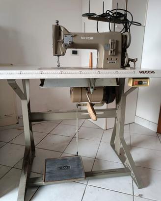 Macchina da cucire Necchi per pelle e montoni