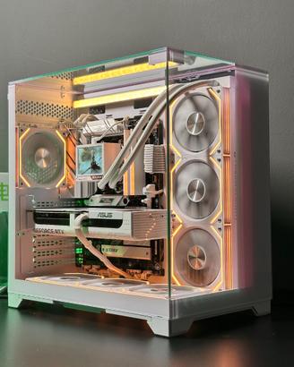 Pc da gaming NUOVO con 5070 9800X3D e 32gb ddr5