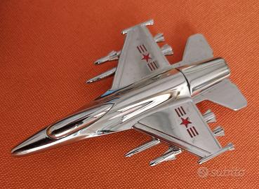 AEREO STILIZZATO DI METALLO CON CHIAVETTA USB