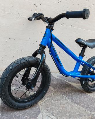 Bici senza pedali (balance bike) BRN con freno
