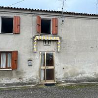BEVERARE: 114B: Casa singola con scoperto