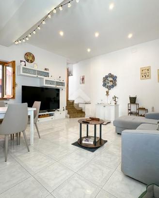 5 LOCALI A MONTE COMPATRI