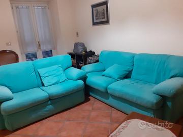 2 divani 200 cm e 160 cm 