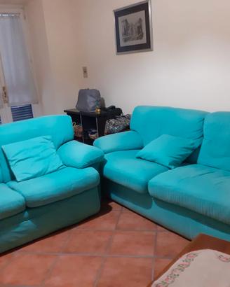2 divani 200 cm e 160 cm 