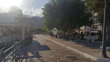 6 LOCALI A MAIORI