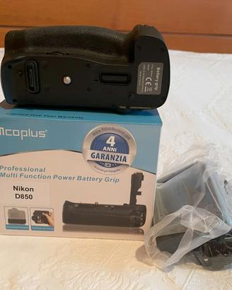 Battery grip x Nikon D850 + batterie +accessori