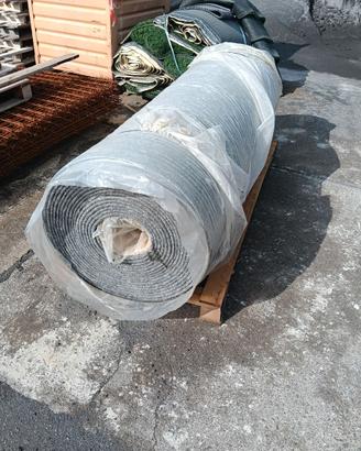 Sotto tappeto per erba sintetica