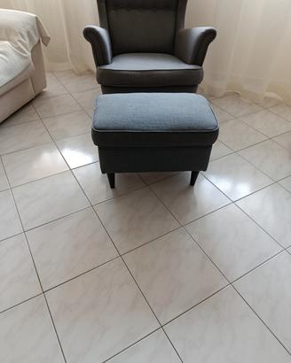 poltrona Ikea con poggia piedi  