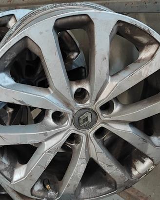 2 cerchi lega da R17 per Renault Kadjar / Captur