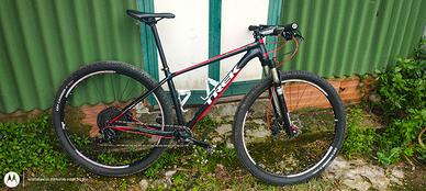 Trek Superfly 5 ruote 29 monocorona 