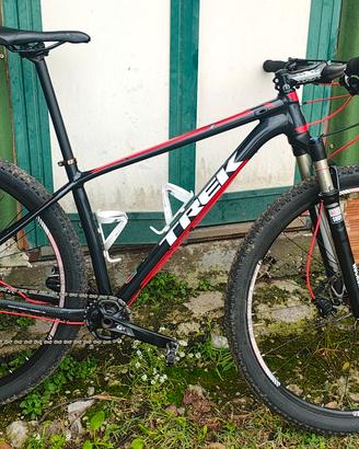 Trek Superfly 5 ruote 29 monocorona 