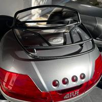 Bauletto GIVI V46 portapacchi e staffa