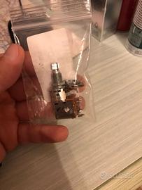 Potenziometro push-pull da 500k
