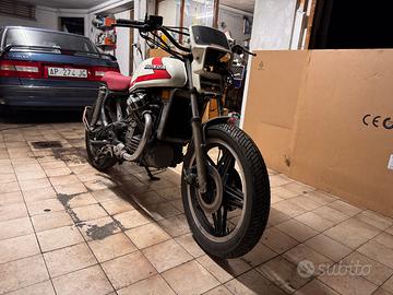 Honda CX500 + Ricambi a palate