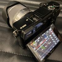 Sony A6000 + Sony 18/55 stabilizzato e kit