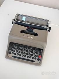 macchina da scrivere Olivetti Studio 44 