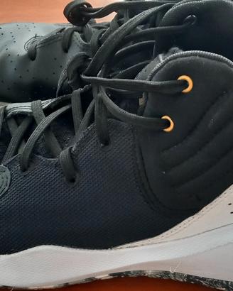 Scarpe da Basket Under Armour