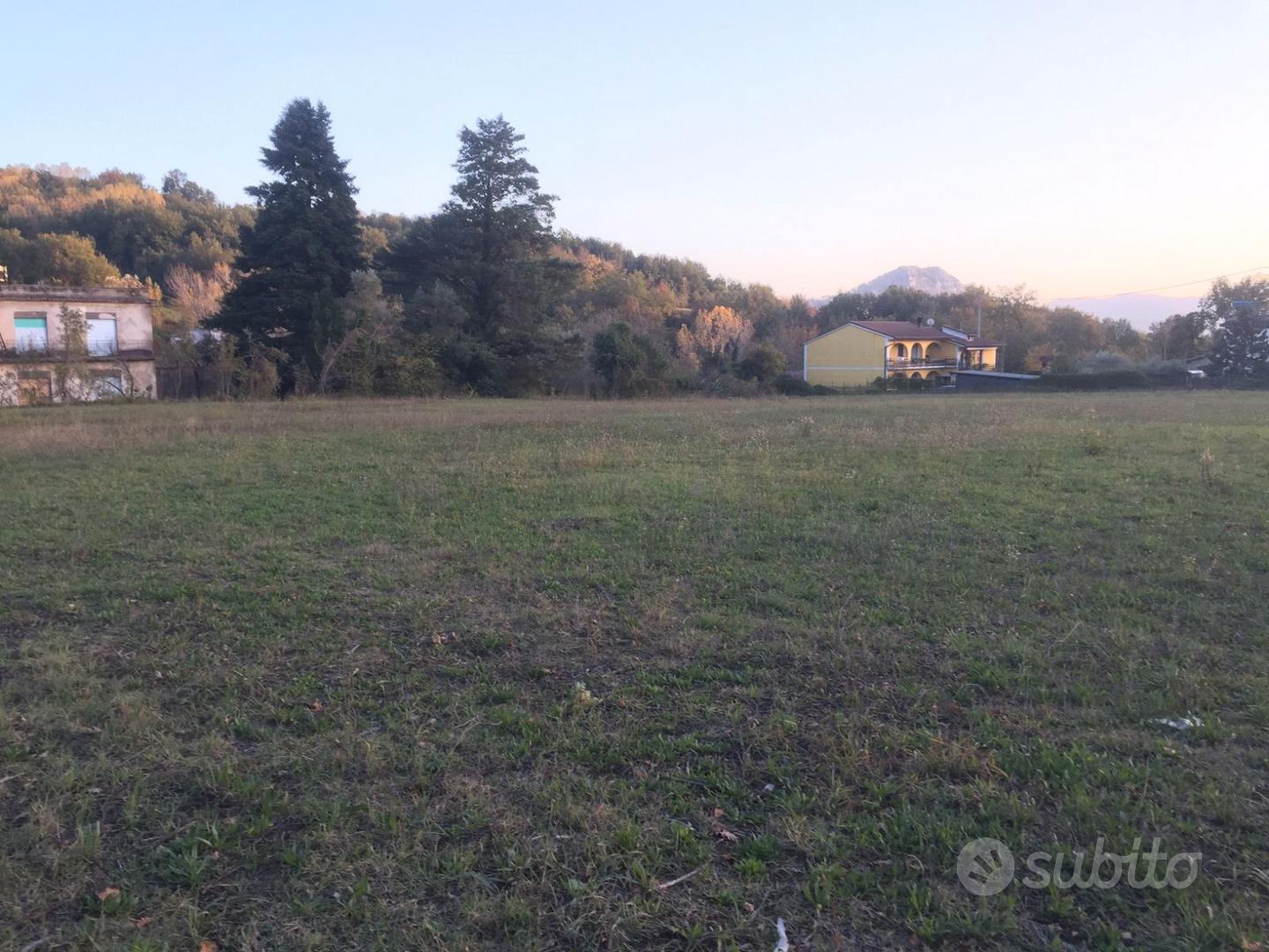 Casa rurale più terreno agricolo - Vista 2