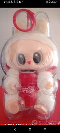  Labubu  Coca Cola versione Seduto 