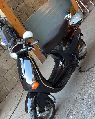 Vespa 50 et2
