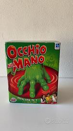 occhio alla mano