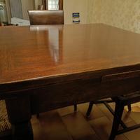 Tavolo in legno arte povera +sedie 