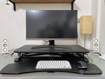 Supporto per monitor regolabile in altezza