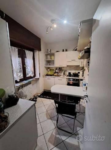 Immobile in asta di 74 m² a Gemonio - Vista 4