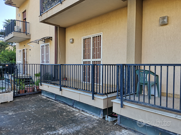 Vendesi Appartamento in Carlentini zona Santuzzi
