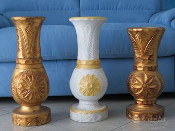 Vasi Scolpiti in Legno