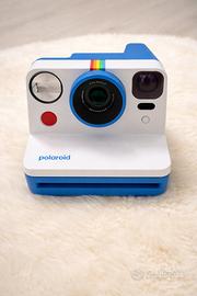 Polaroid Now instant camera