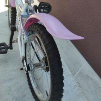 Bicicletta per bambina raggio 16