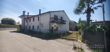 PORZIONE DI BIFAMILIARE A LORIA