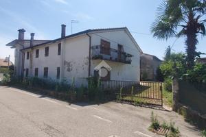 PORZIONE DI BIFAMILIARE A LORIA